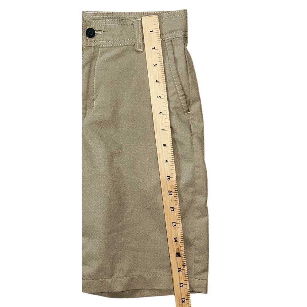 Magellan Outdoors Fish Gear Water-Repellent Khaki Shorts Boy's 10Y - Picture 3 of 7